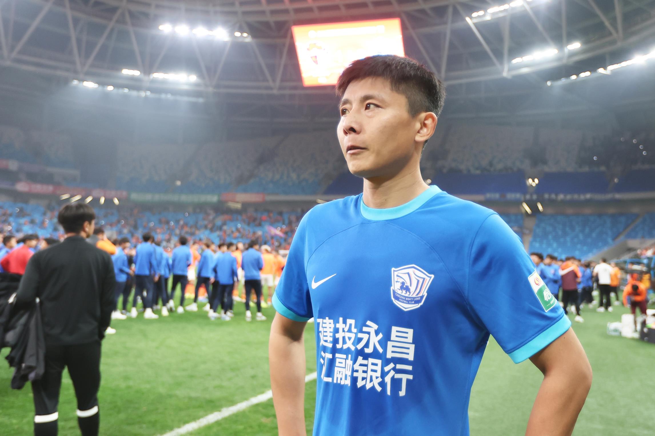 今天第5個！鄭凱木質(zhì)疑滄州：連續(xù)四年欠球員工資，還能過準(zhǔn)入？